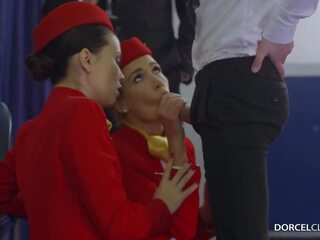 Adevărat airline vip cel mai bun orgie hostess sex! nilon ciorapi scurti la dracu