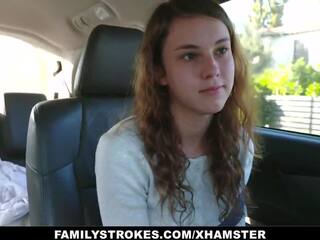 Gia đình endearments - gợi cảm thiếu niên hút cô ấy stepdad vì một xe hơi | xhamster
