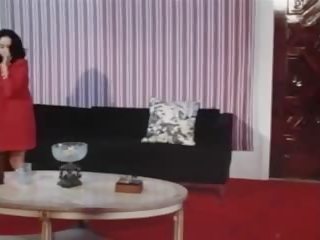 Dear grlo - 1973: brezplačno staromodno seks film prikaži f9