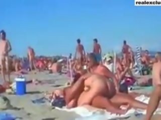 Público desnuda playa libertino sucio película en verano 2015