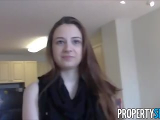 Propertysex - молодий реальний estate агент трахає клієнт в condo